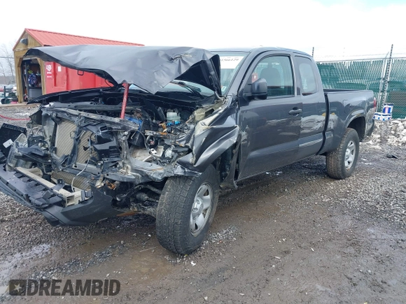 2018 Toyota Tacoma SR z VIN 5TFSX5EN6JX060153, wystawiony jako IAAI lot #41566129 z przebiegiem 33 669 mil mil oraz . Historia ofert i sprzedaży dostępna na DreamBid. Obrazek 20.