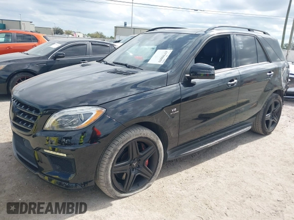2014 Mercedes-Benz M 63 AMG z VIN 4JGDA7EB5EA320042, wystawiony jako IAAI lot #41798059 z przebiegiem 111 866 mil mil oraz . Historia ofert i sprzedaży dostępna na DreamBid. Obrazek 19.