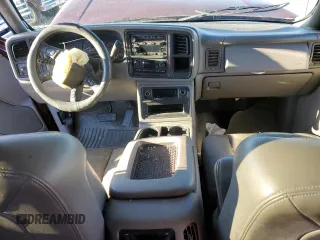 2003 GMC Sierra 1500HD SLT z VIN 1GTGK13U43F198449, wystawiony jako Copart lot #87235664 z przebiegiem Nie podano mil oraz Szkody całkowita. Historia ofert i sprzedaży dostępna na DreamBid. Obrazek 8.