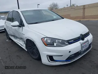 2016 Volkswagen Golf SE с VIN WVWKP7AU2GW915504, выставлен на аукционе IAAI как лот 42100817 с пробегом 68 954 миль миль и . История ставок и продаж доступна на DreamBid. Изображение 1.