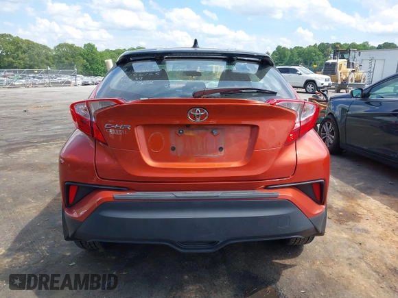 2020 Toyota C-HR LE z VIN NMTKHMBX9LR107762, wystawiony jako IAAI lot #42158899 z przebiegiem 90 313 mil mil oraz . Historia ofert i sprzedaży dostępna na DreamBid. Obrazek 16.