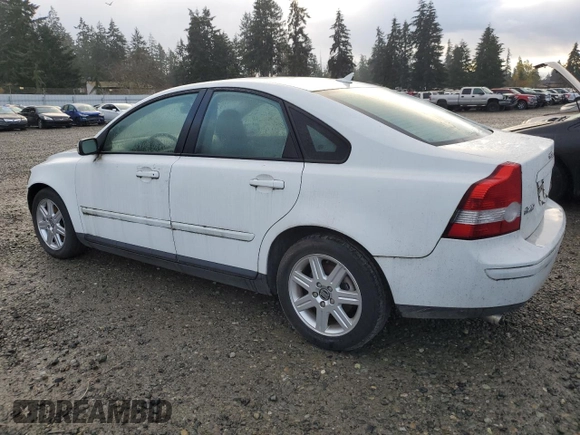 2005 Volvo S40 with VIN YV1MS682152048598, listed as a Copart auction lot 82436234 with 0 mi miles and Clean Title. Bid and sale history available at carsss.com. Image 2.
