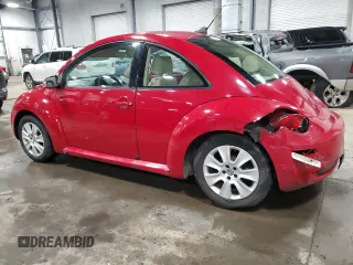 2009 Volkswagen New Beetle Coupe S with VIN 3VWRW31CX9M517782, listed as a Copart auction lot 48429385 with 140,034 mi miles and Salvage Title. Bid and sale history available at carsss.com. Image 2.