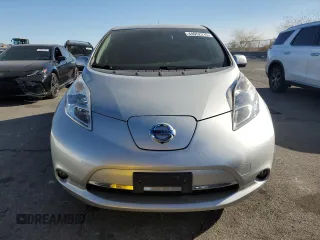 2015 Nissan LEAF S with VIN 1N4AZ0CP3FC332935, listed as a Copart auction lot 44052215 with 111,104 mi miles and Clean Title. Bid and sale history available at carsss.com. Image 5.