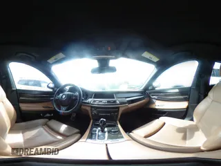 2013 BMW 7 Series 750Li z VIN WBAYE8C59DD133605, wystawiony jako IAAI lot #42179893 z przebiegiem 73 065 mil mil oraz . Historia ofert i sprzedaży dostępna na DreamBid. Obrazek 18.