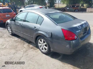 2006 Nissan Maxima SE z VIN 1N4BA41E96C859768, wystawiony jako IAAI lot #42474743 z przebiegiem 119 289 mil mil oraz . Historia ofert i sprzedaży dostępna na DreamBid. Obrazek 3.