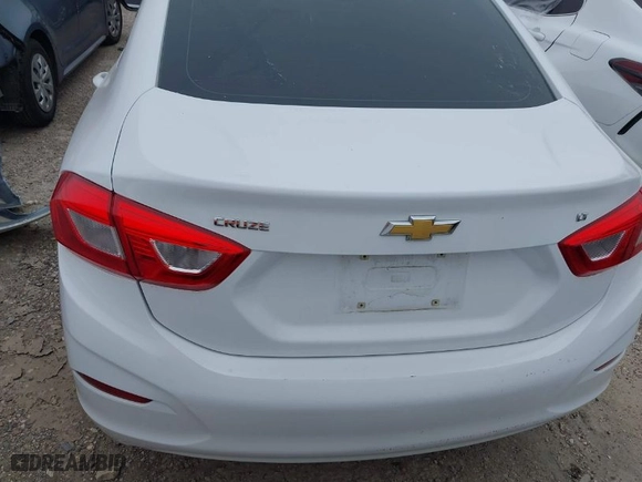 2017 Chevrolet Cruze LT with VIN 1G1BE5SM9H7229859, listed as a IAAI auction lot 41620008 with 123,741 mi miles. Bid and sale history available at carsss.com. Image 21.