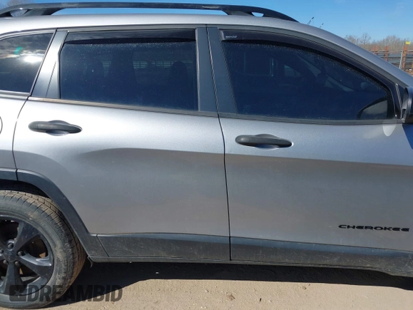 2016 Jeep Cherokee Sport with VIN 1C4PJMAS5GW348869, listed as a IAAI auction lot 41672622 with 166,330 mi miles. Bid and sale history available at carsss.com. Image 14.