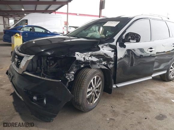2014 Nissan Pathfinder S with VIN 5N1AR2MNXEC681281, listed as a IAAI auction lot 41462343 with 192,852 mi miles. Bid and sale history available at carsss.com. Image 6.
