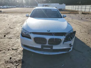 2010 BMW 7 Series 750Li xDrive z VIN WBAKC8C51AC430722, wystawiony jako Copart lot #85782774 z przebiegiem 127 361 mil mil oraz Szkoda całkowita • Salvage title. Historia ofert i sprzedaży dostępna na DreamBid. Obrazek 5.