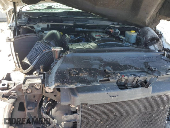 2010 Dodge 2500 SLT with VIN 3D7UT2HL0AG135761, listed as a Copart auction lot 51758585 with 316,423 mi miles and Salvage title. Bid and sale history available at DreamBid. Image 13.