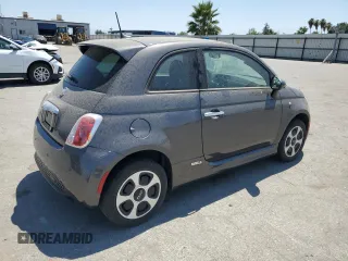 2015 FIAT 500e with VIN 3C3CFFGE0FT598221, listed as a Copart auction lot 62610385 with 54,496 mi miles and Clean title. Bid and sale history available at DreamBid. Image 3.