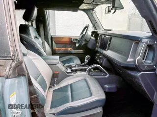 2022 Ford Bronco с VIN 1FMEE5DP3NLB62749, выставлен на аукционе Copart как лот 60267875 с пробегом 60 062 миль миль и Списание • Salvage title. История ставок и продаж доступна на DreamBid. Изображение 5.