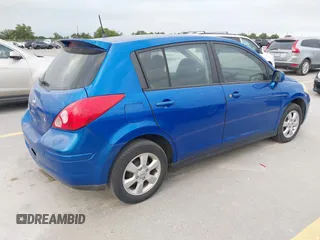 2009 Nissan Versa 1.8 SL with VIN 3N1BC13E89L350489, listed as a IAAI auction lot 42048145 with 166,079 mi miles. Bid and sale history available at carsss.com. Image 4.