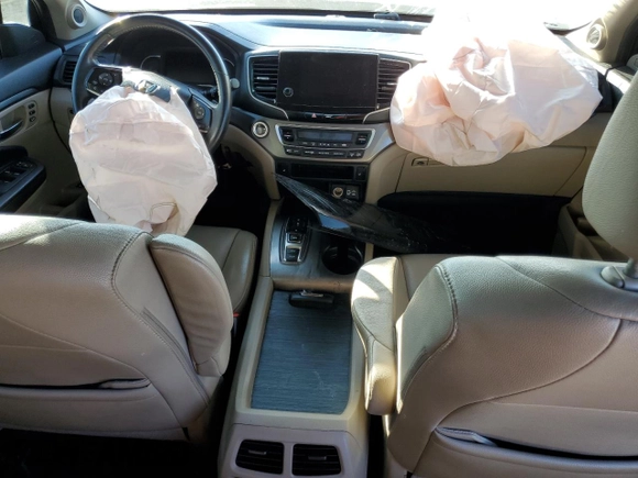 2022 Honda Pilot Special Edition with VIN 5FNYF5H20NB021685, listed as a Copart auction lot 84008804 with Not Provided miles and Salvage Title. Bid and sale history available at DreamBid. Image 8.