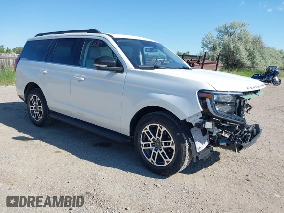 2025 Ford Expedition XLT с VIN 1FMJU1J85SEA23004, выставлен на аукционе IAAI как лот 42395289 с пробегом 1 917 миль миль и . История ставок и продаж доступна на DreamBid. Изображение 1.