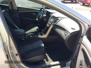 2016 Hyundai Elantra with VIN KMHD35LHXGU340472, listed as a IAAI auction lot 41603961 with 130,719 mi miles and . Bid and sale history available at DreamBid. Image 5.