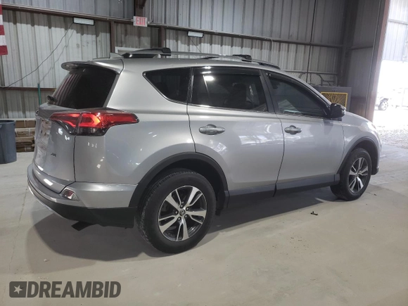 2017 Toyota RAV4 XLE with VIN 2T3WFREV5HW403884, listed as a Copart auction lot 53681565 with 83,658 mi miles and Clean Title. Bid and sale history available at DreamBid. Image 3.