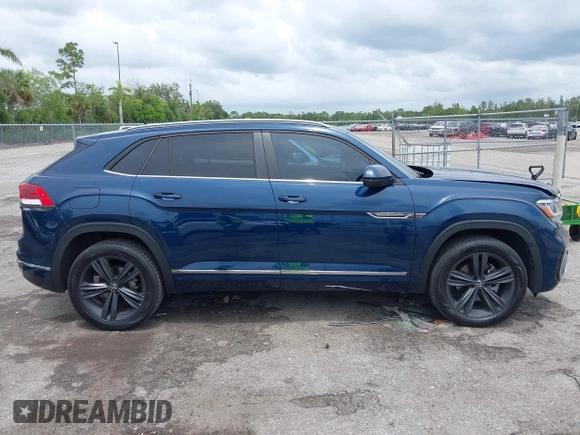 2021 Volkswagen Atlas SE with VIN 1V2PE2CA7MC201509, listed as a IAAI auction lot 42657943 with 71,197 mi miles and . Bid and sale history available at DreamBid. Image 13.