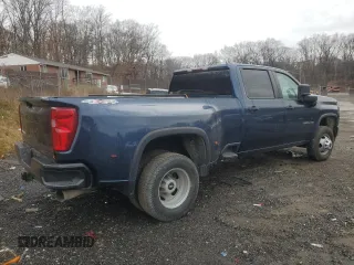 2023 Chevrolet Silverado 3500HD Work Truck with VIN 1GC4YSEY6PF123118, listed as a Copart auction lot 83081544 with 137,122 mi miles and Salvage Title. Bid and sale history available at carsss.com. Image 3.