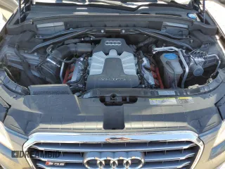 2014 Audi SQ5 Prestige with VIN WA1VGAFP0EA040036, listed as a Copart auction lot 59917334 with 121,482 mi miles and Salvage Title. Bid and sale history available at carsss.com. Image 12.