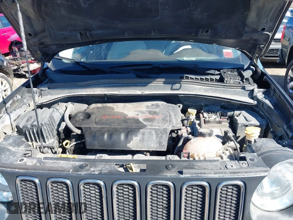 2017 Jeep Renegade Altitude z VIN ZACCJBBB6HPF01825, wystawiony jako IAAI lot #41785507 z przebiegiem 150 529 mil mil oraz . Historia ofert i sprzedaży dostępna na DreamBid. Obrazek 10.