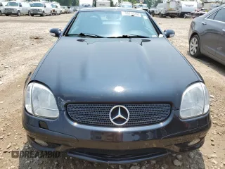 2002 Mercedes-Benz SLK с VIN WDBKK66F32F238778, выставлен на аукционе Copart как лот 58210895 с пробегом 93 879 миль миль и Списание • Salvage title. История ставок и продаж доступна на DreamBid. Изображение 5.