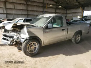 1998 Nissan Frontier XE z VIN 1N6DD21S1WC329392, wystawiony jako Copart lot #73609304 z przebiegiem Nie podano mil oraz Szkoda całkowita • Salvage title. Historia ofert i sprzedaży dostępna na DreamBid. Obrazek 1.