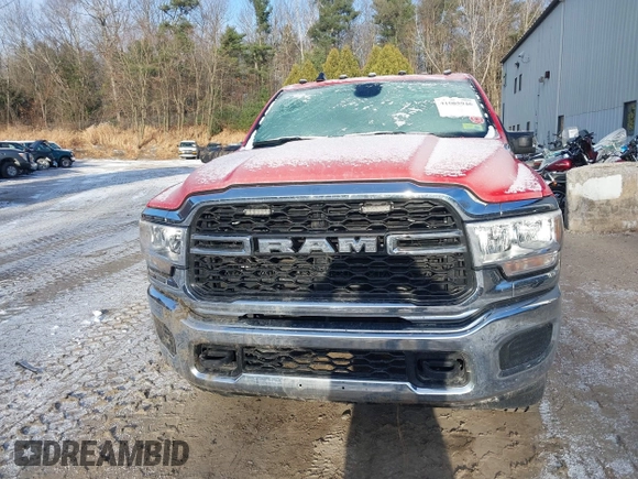2024 Ram 2500 Tradesman z VIN 3C6UR5CJ0RG181612, wystawiony jako IAAI lot #41005946 z przebiegiem 12 715 mil mil oraz . Historia ofert i sprzedaży dostępna na DreamBid. Obrazek 12.