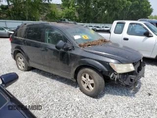 2017 Dodge Journey SXT with VIN 3C4PDDBG4HT563023, listed as a Copart auction lot 60266563 with Not provided miles and Salvage title. Bid and sale history available at DreamBid. Image 4.