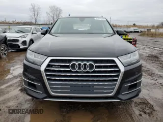 2019 Audi Q7 Premium Plus with VIN WA1LAAF75KD043730, listed as a Copart auction lot 85777394 with 66,785 mi miles and Salvage Title. Bid and sale history available at carsss.com. Image 5.