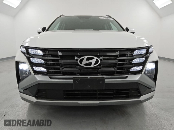 2025 Hyundai Tucson SEL with VIN 5NMJB3DE2SH470037, listed as a Copart auction lot 53915985 with 13,836 mi miles and Clean Title. Bid and sale history available at DreamBid. Image 5.