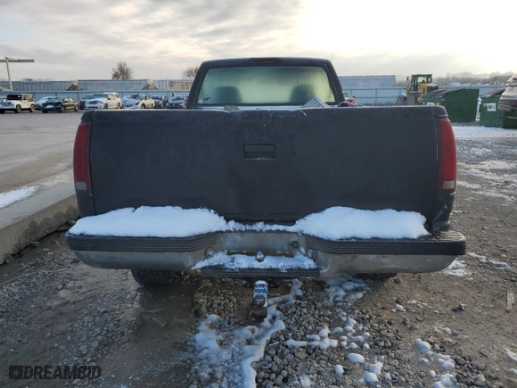 1995 Chevrolet C/K 1500 with VIN 1GCEK14H2SZ238713, listed as a Copart auction lot 82148134 with 175,541 mi miles and Salvage Title. Bid and sale history available at carsss.com. Image 6.