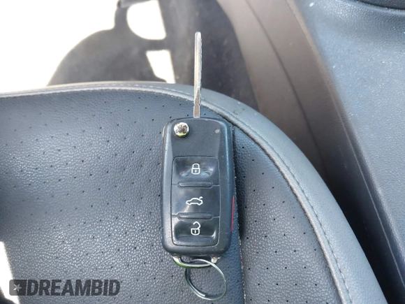 2015 Volkswagen Beetle Fleet Edition with VIN 3VWF17AT8FM644065, listed as a IAAI auction lot 42021412 with 135,525 mi miles and . Bid and sale history available at DreamBid. Image 11.
