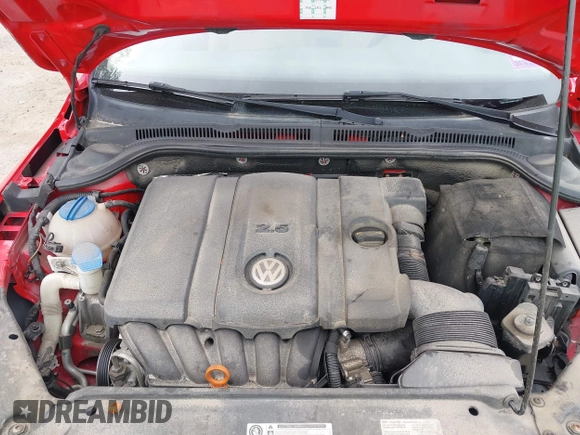 2012 Volkswagen Jetta SE z VIN 3VWDP7AJ7CM421953, wystawiony jako IAAI lot #42504092 z przebiegiem 105 027 mil mil oraz . Historia ofert i sprzedaży dostępna na DreamBid. Obrazek 10.
