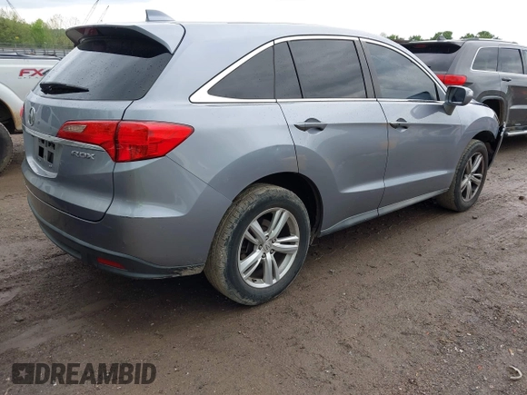 2013 Acura RDX with VIN 5J8TB3H31DL013840, listed as a IAAI auction lot 42027621 with 135,201 mi miles and . Bid and sale history available at carsss.com. Image 4.