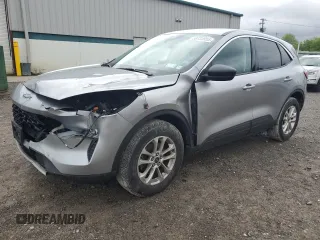 2022 Ford Escape SE z VIN 1FMCU9G67NUC02278, wystawiony jako Copart lot #58734855 z przebiegiem 17 139 mil mil oraz Szkoda całkowita • Salvage title. Historia ofert i sprzedaży dostępna na DreamBid. Obrazek 1.