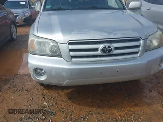 2005 Toyota Highlander z VIN JTEEP21A150134006, wystawiony jako IAAI lot #41722648 z przebiegiem 123 524 mil mil oraz . Historia ofert i sprzedaży dostępna na DreamBid. Obrazek 6.