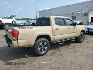 2017 Toyota Tacoma SR5 with VIN 3TMCZ5AN6HM094033, listed as a Copart auction lot 60433505 with 87,708 mi miles and Salvage title. Bid and sale history available at DreamBid. Image 3.