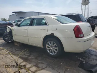 2007 Chrysler 300 Signature with VIN 2C3KA53G77H658906, listed as a Copart auction lot 69772444 with 236,394 mi miles and Salvage Title. Bid and sale history available at carsss.com. Image 2.