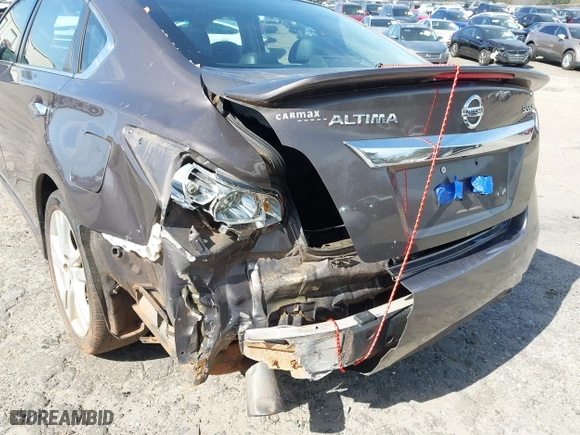 2013 Nissan Altima 3.5 SL with VIN 1N4BL3AP2DN547816, listed as a IAAI auction lot 41757780 with 143,238 mi miles. Bid and sale history available at carsss.com. Image 14.