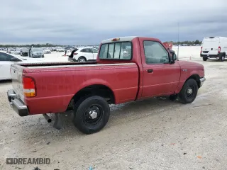 1995 Ford Ranger Splash with VIN 1FTCR10A9SUC00159, listed as a Copart auction lot 88909235 with 133,184 mi miles and Salvage Title. Bid and sale history available at carsss.com. Image 3.