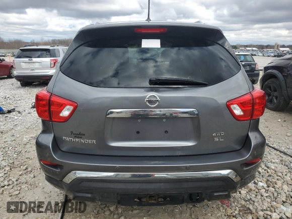 2018 Nissan Pathfinder S z VIN 5N1DR2MM6JC631069, wystawiony jako Copart lot #52002295 z przebiegiem 121 020 mil mil oraz Czysty tytuł • Clean title. Historia ofert i sprzedaży dostępna na DreamBid. Obrazek 6.