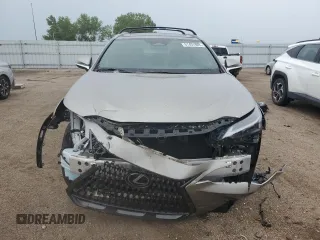 2024 Lexus NX 350 Premium z VIN 2T2GGCEZ2RC045247, wystawiony jako Copart lot #61401805 z przebiegiem 11 271 mil mil oraz Szkoda całkowita • Salvage title. Historia ofert i sprzedaży dostępna na DreamBid. Obrazek 5.