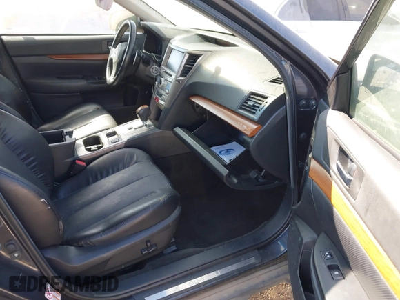 2013 Subaru Outback Limited с VIN 4S4BRDLC4D2247488, выставлен на аукционе IAAI как лот 40033770 с пробегом 144 295 миль миль и . История ставок и продаж доступна на DreamBid. Изображение 5.