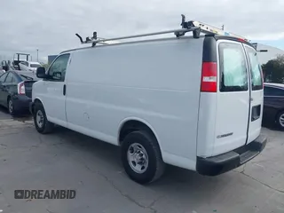 2017 Chevrolet Express Cargo with VIN 1GCWGAFF6H1345692, listed as a IAAI auction lot 42078030 with 185,642 mi miles and . Bid and sale history available at DreamBid. Image 3.