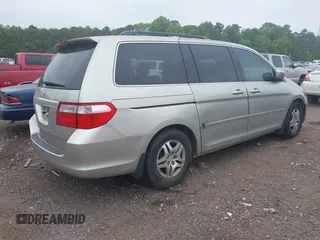 2007 Honda Odyssey EX with VIN 5FNRL384X7B036281, listed as a IAAI auction lot 42058864 with 240,791 mi miles. Bid and sale history available at carsss.com. Image 4.