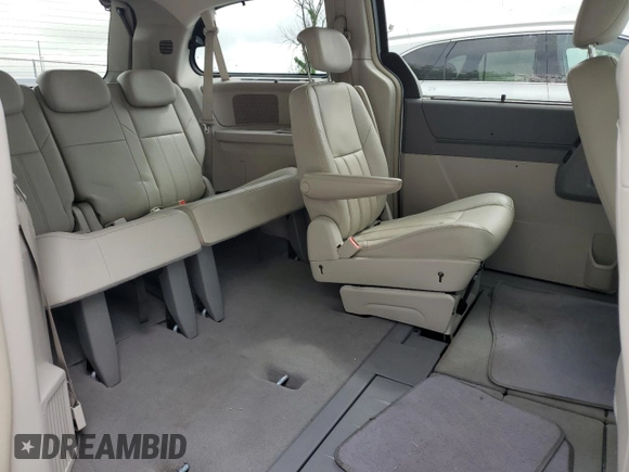 2008 Chrysler Town & Country Touring with VIN 2A8HR54P38R803439, listed as a Copart auction lot 56575505 with 130,186 mi miles and Salvage title. Bid and sale history available at DreamBid. Image 11.