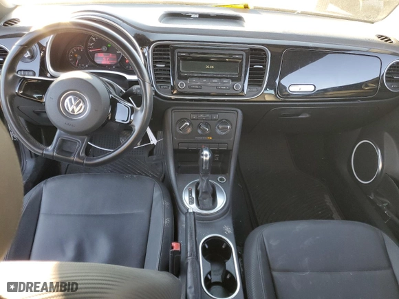 2012 Volkswagen Beetle 2.5L w/Sun/Sound/Nav PZEV with VIN 3VWJP7AT0CM645263, listed as a Copart auction lot 42690475 with 166,549 mi miles and Salvage Title. Bid and sale history available at carsss.com. Image 8.