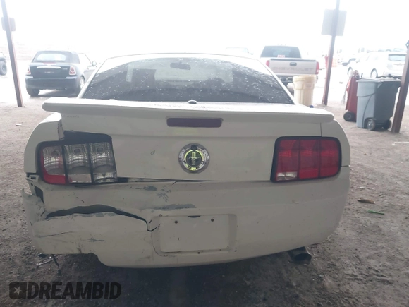 2009 Ford Mustang with VIN 1ZVHT80N095117420, listed as a IAAI auction lot 41441760 with 137,751 mi miles and . Bid and sale history available at carsss.com. Image 16.
